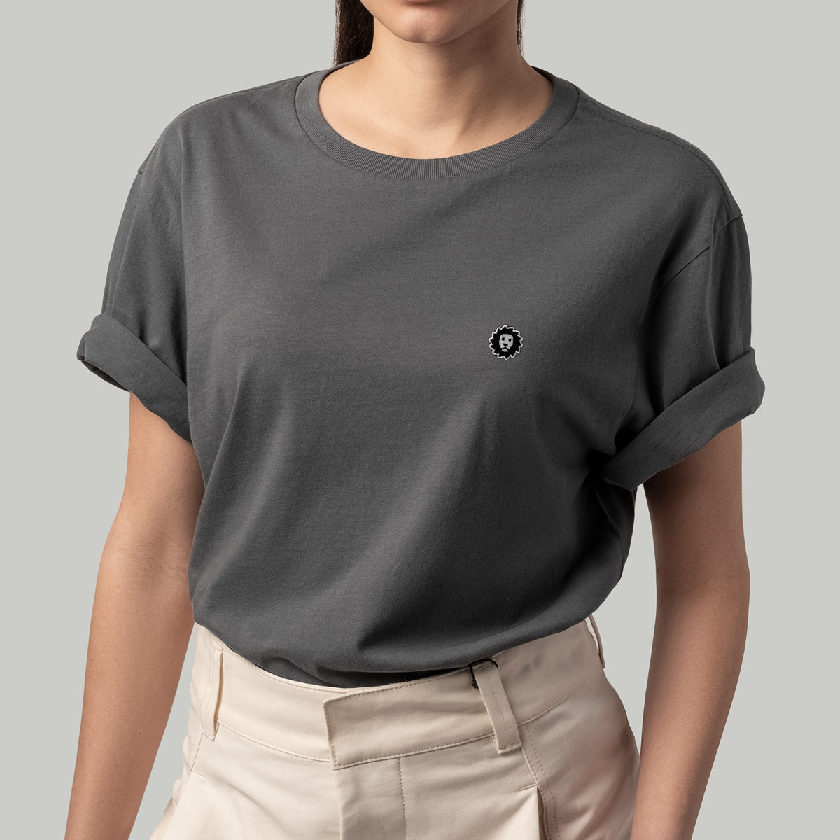 Lion Tee Essentials - Charcoal